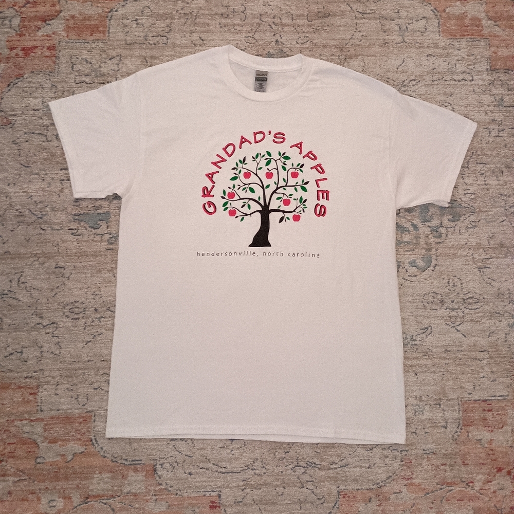 Vintage Grandad's Apples Hendersonville North Carolina Women's Size Large TShirt